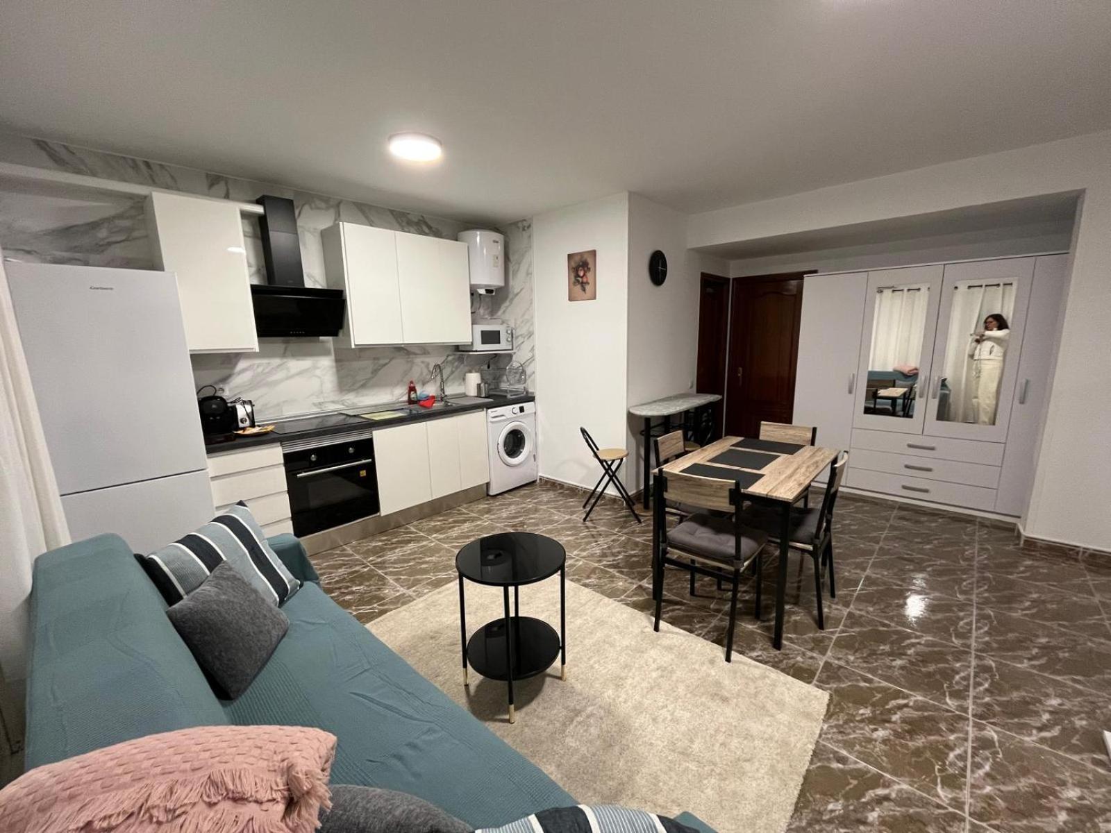 Apartamento Mercurio- Barajas 1B Madrid Buitenkant foto