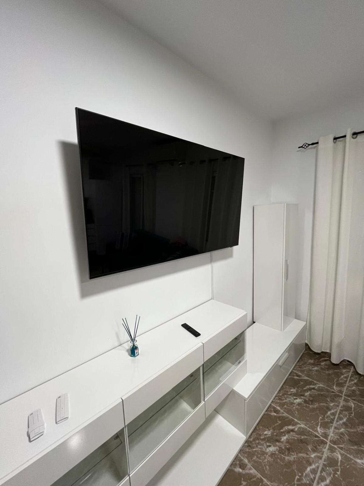 Apartamento Mercurio- Barajas 1B Madrid Buitenkant foto