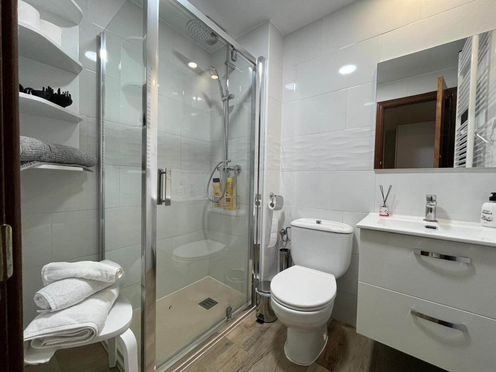 Apartamento Mercurio- Barajas 1B Madrid Buitenkant foto